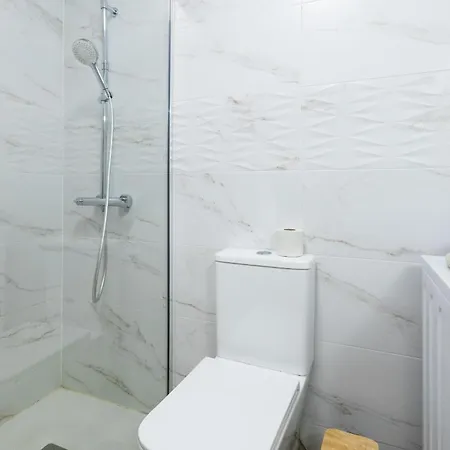 In San Eugenio * أذيخي